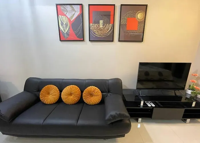 Free Parking With Balcony And View At Uptown Parksuites Bgc * Manila