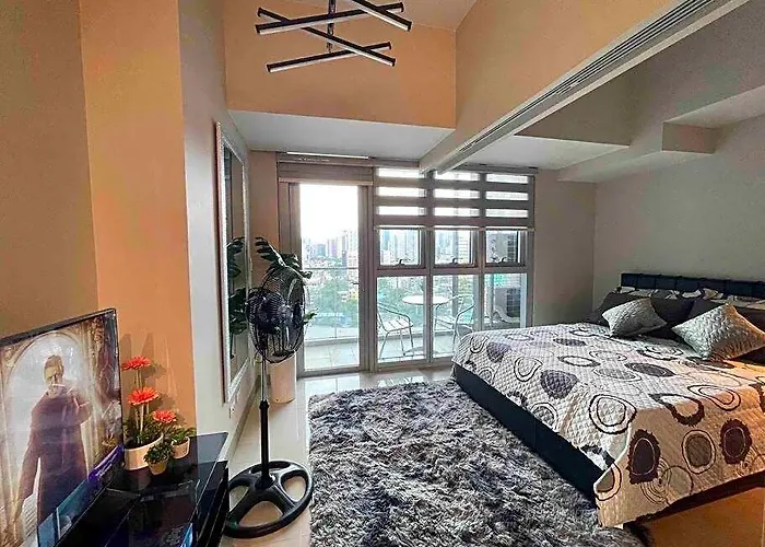 Free Parking With Balcony And View At Uptown Parksuites Bgc Apartamento